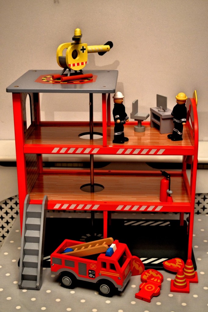 Asda Wooden Toy Range – Fire Station