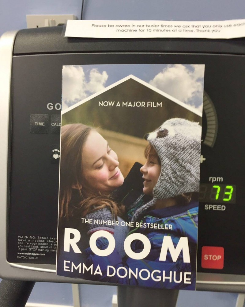 ROOM BOOK