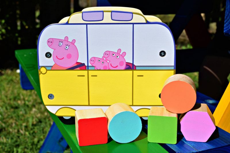 Peppa-Pig-Camper-van-shape