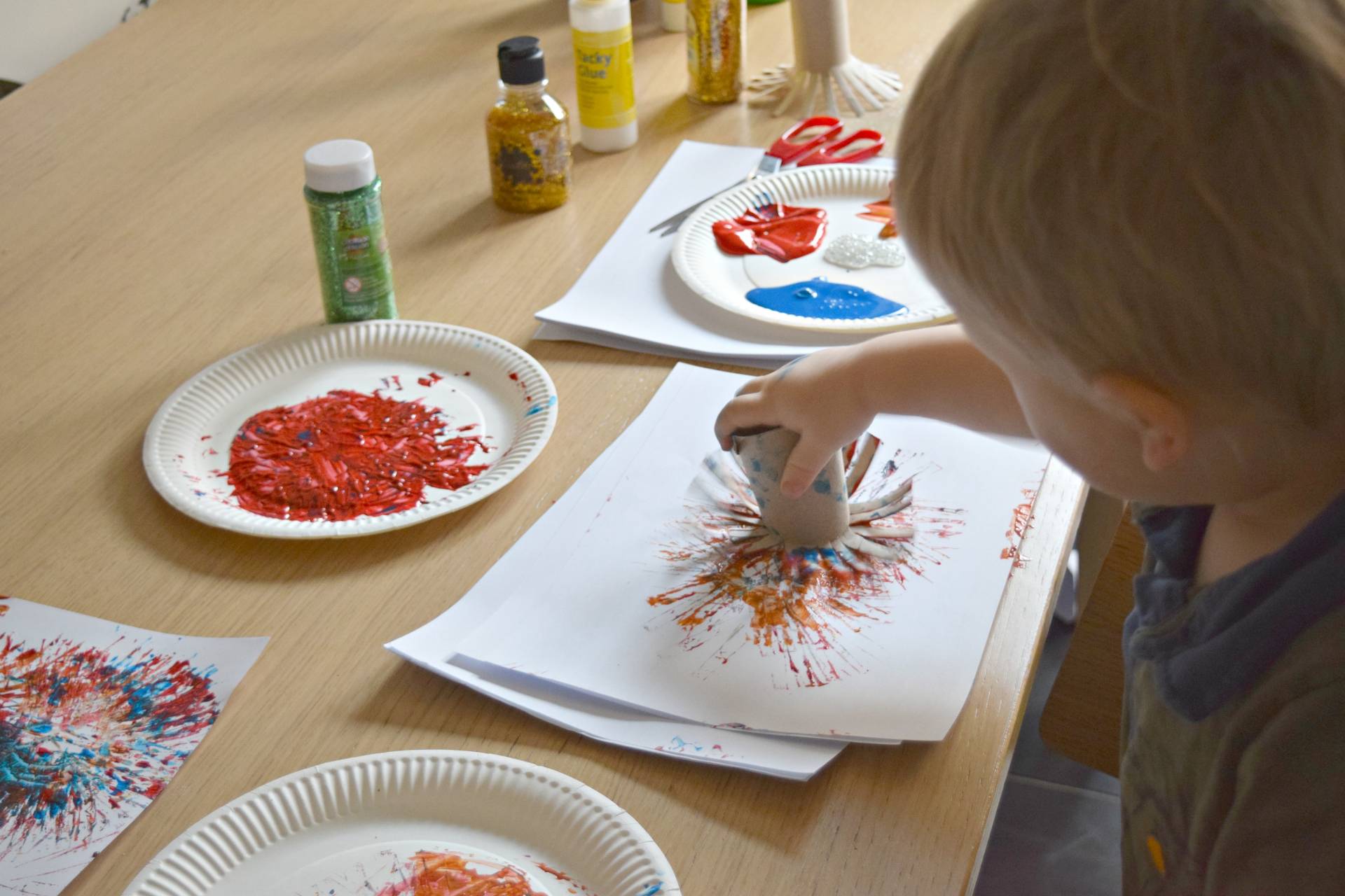 Simple Firework crafts for Toddlers - Rock and Roll Pussycat