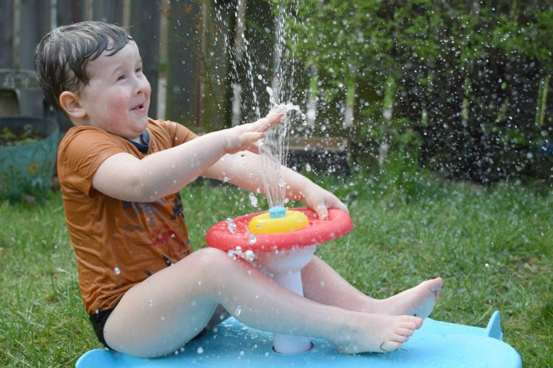 little tikes dual splash twister