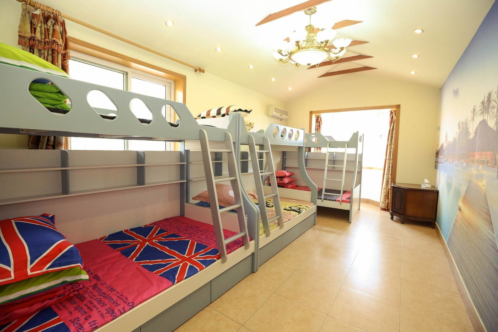 Modern Kids Rooms with Not-Your-Average Cabin Beds - Rock ...