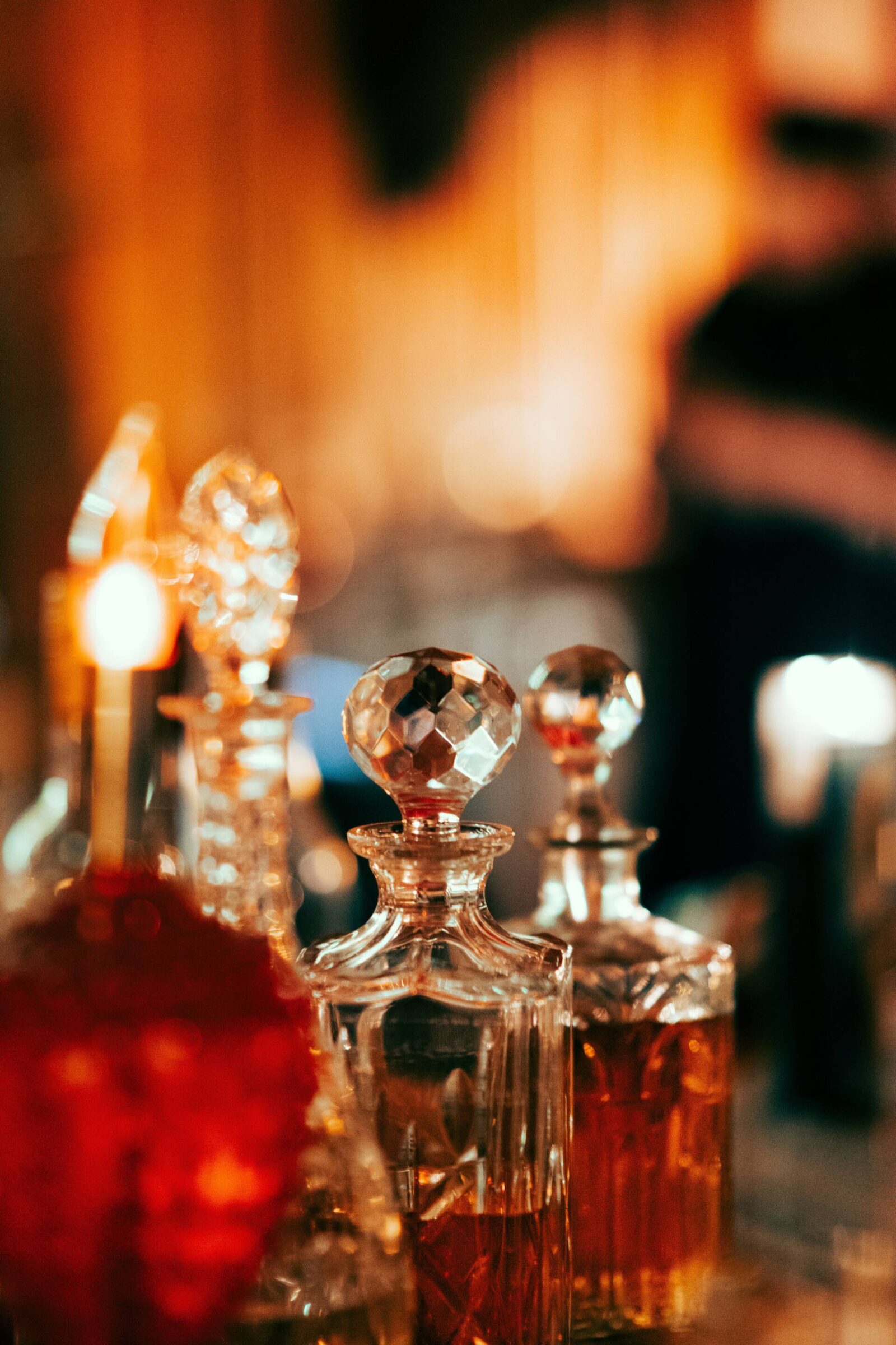 5 Timeless Perfumes You Need to Try at Least Once