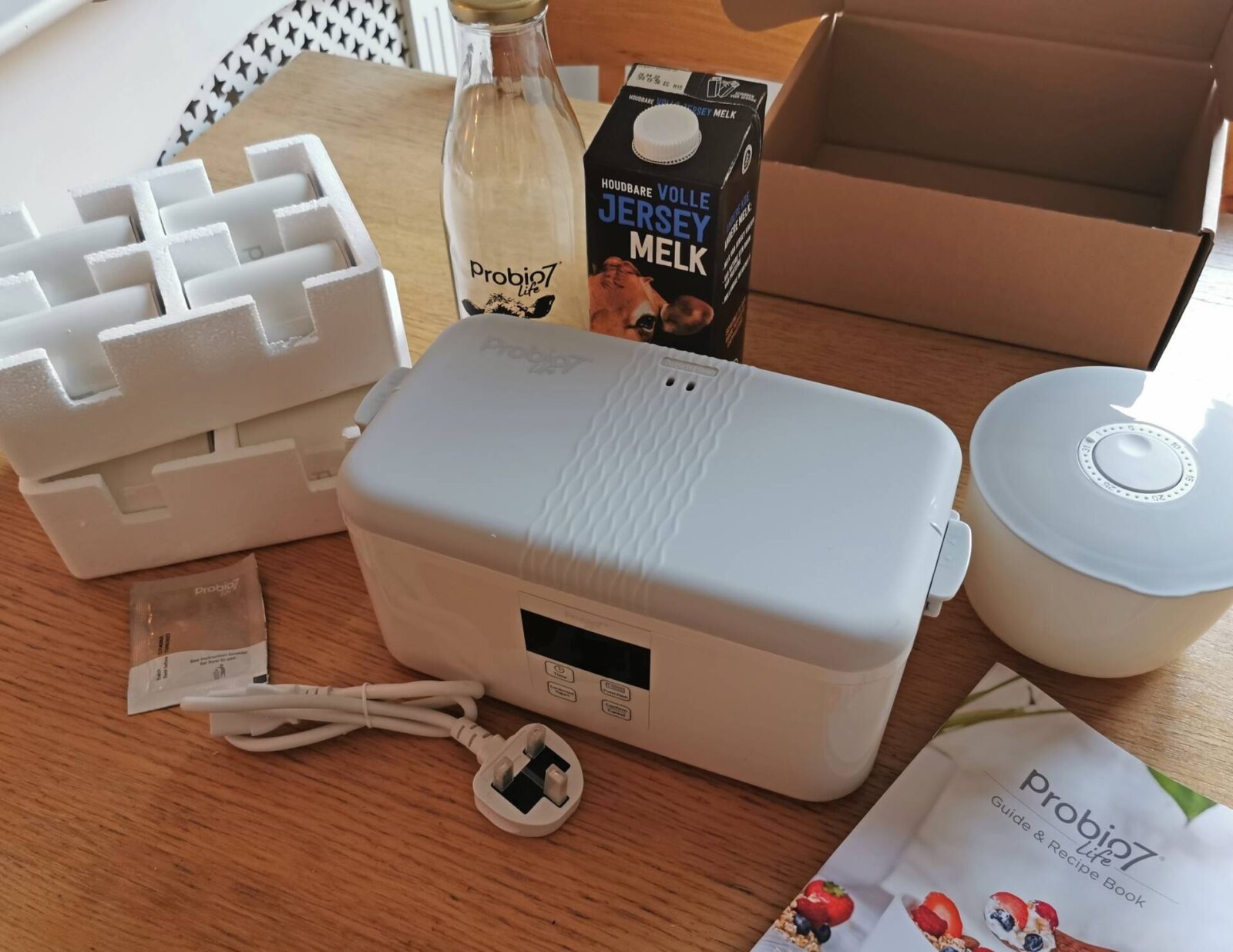 Probio7 Life - Probiotic Yogurt Maker Review ⋆ A Rose Tinted World